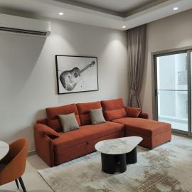 Muscat City Stay - 2BR Apt 308 near Grand & Avenue Mall, ξενοδοχείο σε Ghukra
