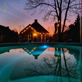 Goldenescape 6P Vip huis met Royale tuin en hottub 110, hotel en Ewijk