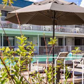 Siesta Suites, מלון בקלונה
