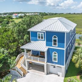 New Custom Built 5-Bedroom Coastal Retreat - Harbor Island, SC, hotel in Cedar Reef Villas
