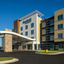 Fairfield Inn & Suites by Marriott Foley: Foley şehrinde bir otel