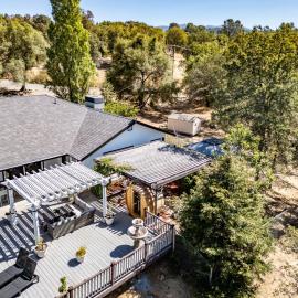 Yosemite Luxe Family Lodge - Spa, Theater, Sauna, EV, Game Room, Poker Table, hotel v mestu Mariposa
