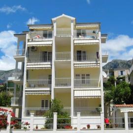 Apartments by the sea Podgora, Makarska - 2615, viešbutis Podgoroje