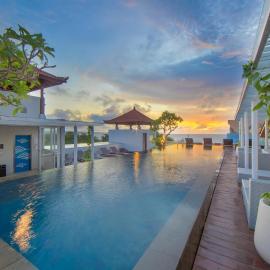 Kuta Beach Hotel, Hotel in Kuta