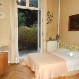 Une chambre chez l'habitant a Nice - Cimiez, hotel a Niça