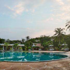 Samanea Beach Resort & Spa – hotel w mieście Kep