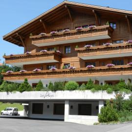 Hotel des Alpes Superieur, hotell sihtkohas Gstaad