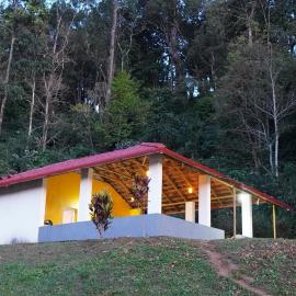Green Echoes by Tripture - Holiday Villas in Coorg، فندق في Cherambane