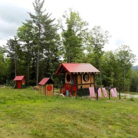 Fully-Furnished Tent-Style Cabin Rental near Indian Lake, Upstate New York, hotel in North River