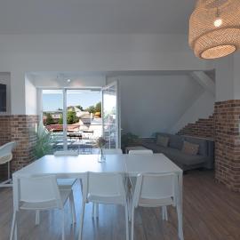 Urbanes Dachrefugium mit Balkon, hotel a Königs Wusterhausen