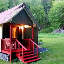 Secluded Cabin Rental near Mount Rainier National Park in Washington