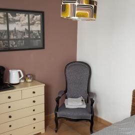 Étage prive avec Chambre, salle de bain, terrasse, hotel in Avignon