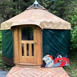 Family Friendly Yurt Glamping, Perfect for an Alaskan Adventure, hotel a Seward