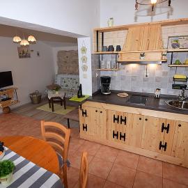 Apartment Nika, Hotel in Šegotići