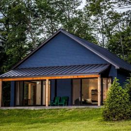Luxurious Modern Chalet Rental on Top of the Shawangunk Mountains in New York, Hotel in Cragsmoor