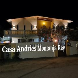 Casa Andries Montanja Rey