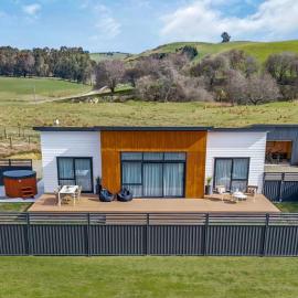 Bellamy Station - Luxury on the Clutha Gold Trail, hotell i Evans Flat