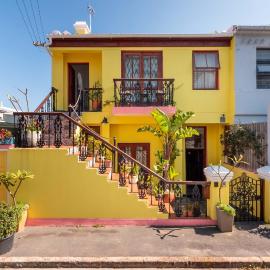 Ami Vine House