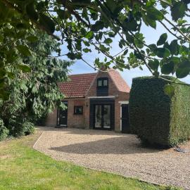 The Stables, a delightful 3 bed house near the Norfolk Broads