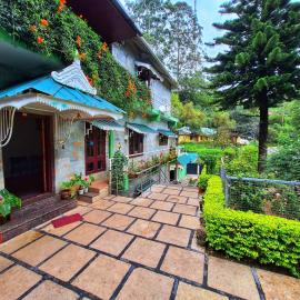 Casalinda munnar by Foxinroom