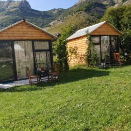 Boga Cabins, hotel v destinaci Bogë