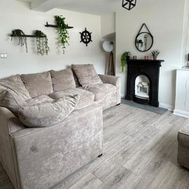 Cottage - Sleeps 4 - Pets Ok - Garden - Parking, מלון במידלוויץ'