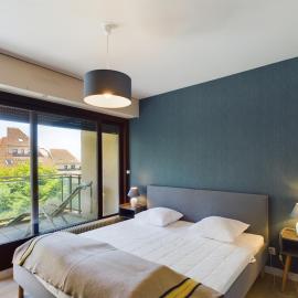Lakefront 2 rooms city center