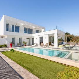 Villa piscine chauffée - Vue mer et Gibraltar: San Roque'de bir otel