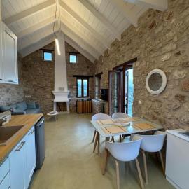 Stoneview Apartments, hotel a Áyios Ioánnis