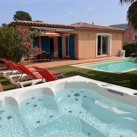 Villa de charme, heated pool and jacuzzi, 6 personnes