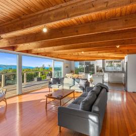 SEAESTA Walking distance to Marengo beach