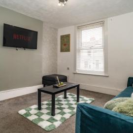 Sage House (Town-Centre Flat)