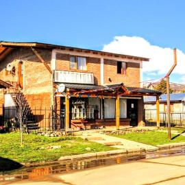 Cholila Apart Hostel