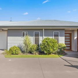 Burrum Heads Beauty 2 Streets from the Beach
