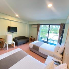 A Hotel Budget, Hotel in Chiang Saen