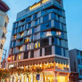 Tu Son Luxury Hotel, מלון בBắc Ninh