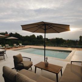 Like a therapy VILLA, hotel in Krčedin
