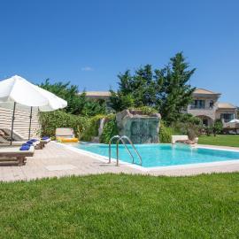 Stalakton Country Maisonettes, hotell sihtkohas Halikounas