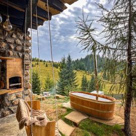 Cabana DenZ, hótel í Măguri