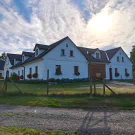 Matějovec 109 & Ubytování Na statku, hotel di Český Rudolec