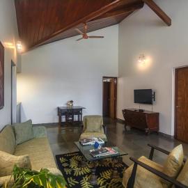 SaffronStays Hidden Branches -3BR pet-friendly villa with infinity pool & forest views in Khandala