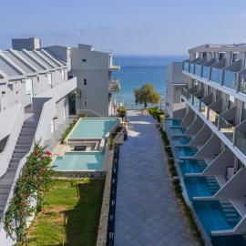 Golden Coast Suites, hotel di Kipseli
