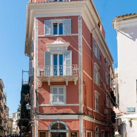 Tobacco House Suites, ξενοδοχείο σε Corfu
