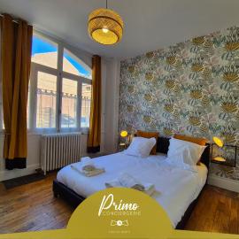 La Cloche d'Or - lit King Size et Parking privé