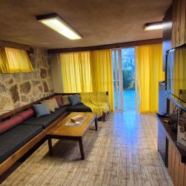 Faraya Vista, готель у місті Кфардебян