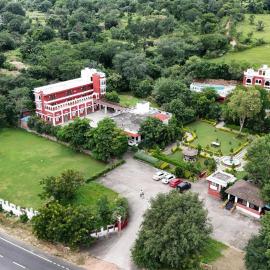 The Lal Bagh: Kumbhalgarh şehrinde bir otel
