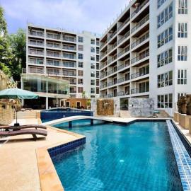Bayshore 2 Bedroom Spacious Seaview Apartment