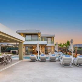 Divel Luxury Villas with Heated Pools, by Estia, hotell sihtkohas Anissaras