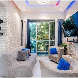 Cozy Apartment near Downtown Center