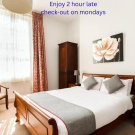 The Regency, Clifton Bristol, отель в Бристоле